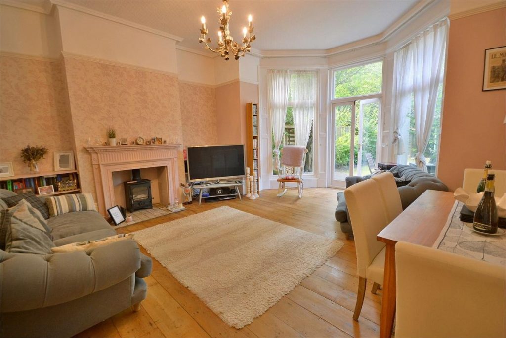 PRETTY VICTORIAN TOWNHOUSE – SUPERB NEW INSTRUCTION! featured image