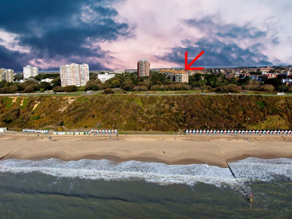 EAST CLIFF, SEA VIEWS featured image